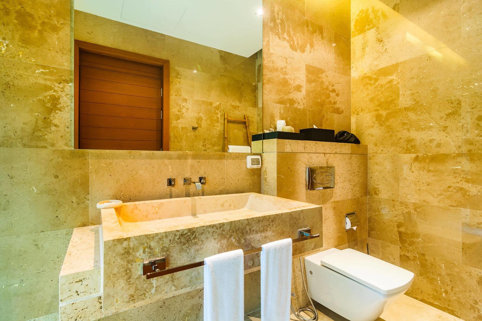 Elemental Villas Rawai ภายนอก รูปภาพ